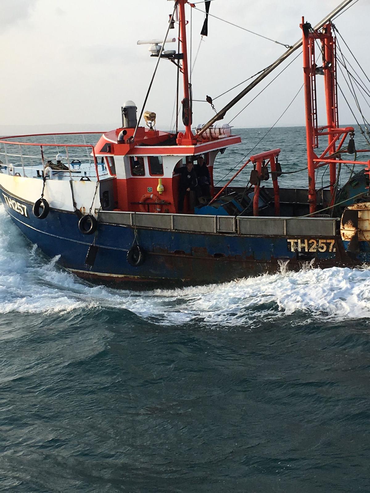 TH257 trawler at sea